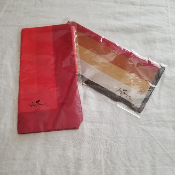 NWOT Pier Giorgio Italian Scarves - Picture 5 of 9
